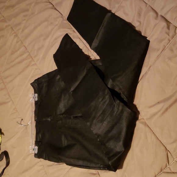 Skin tight pants - Picture 5 of 9